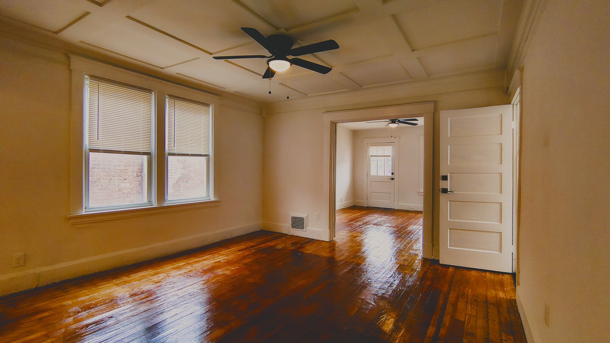 Building Photo - 2110 Howell St
