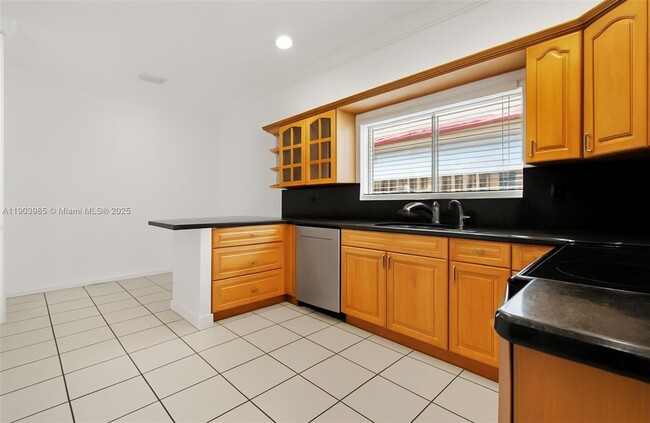 Building Photo - 13774 SW 124th Avenue Rd