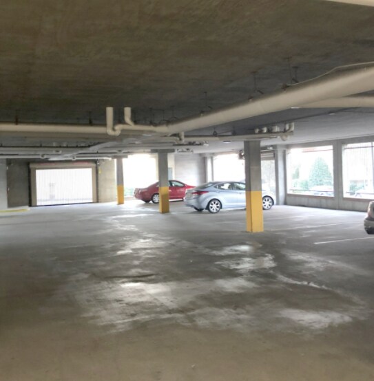 Building Photo - 116 31st Ave N