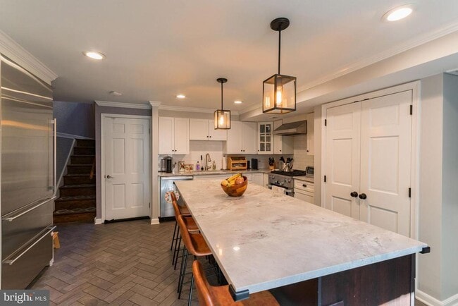 Building Photo - 1230 Rodman St