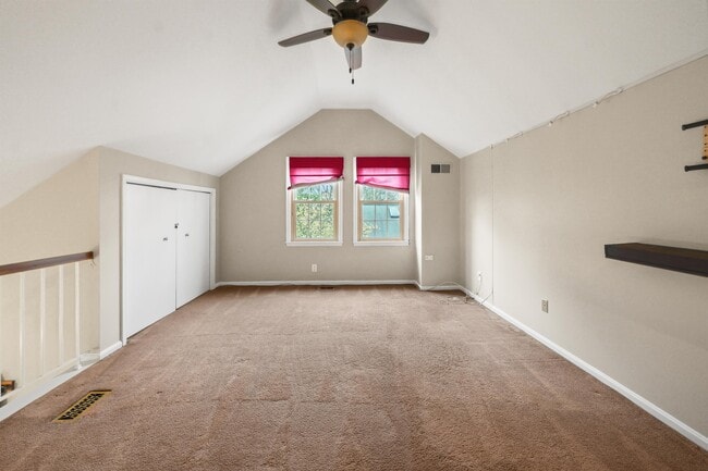 Building Photo - 8852 Thomas Lea Terrace