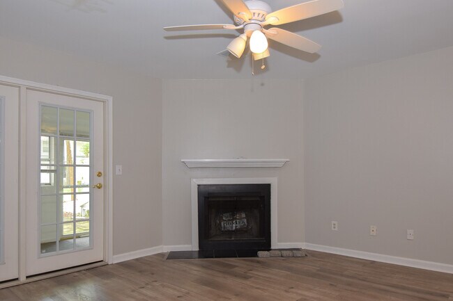 Building Photo - 7880 Champion Way