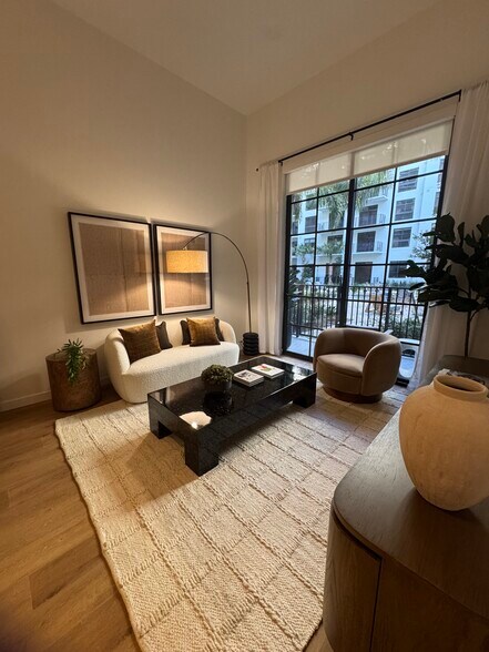 Building Photo - 1655 NW 124th St