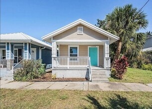 Building Photo - 1325 W North B St