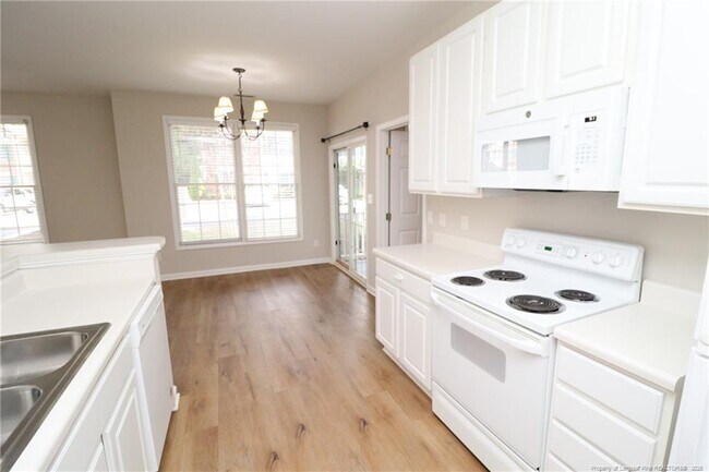 Building Photo - 2812 Kudrow Ln
