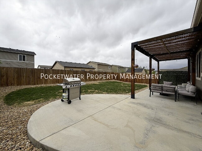 Building Photo - 1115 Sherman Dr
