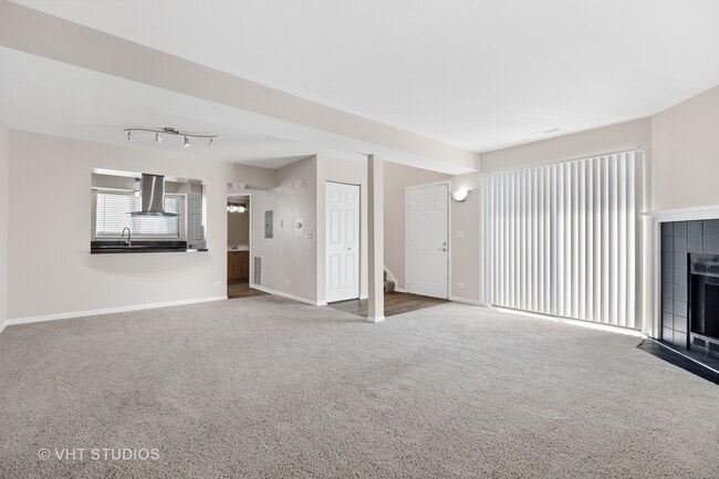 Building Photo - 1517 Westminster Dr