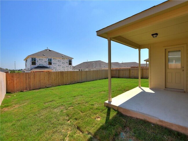 Building Photo - 21413 Wilmiller Ln