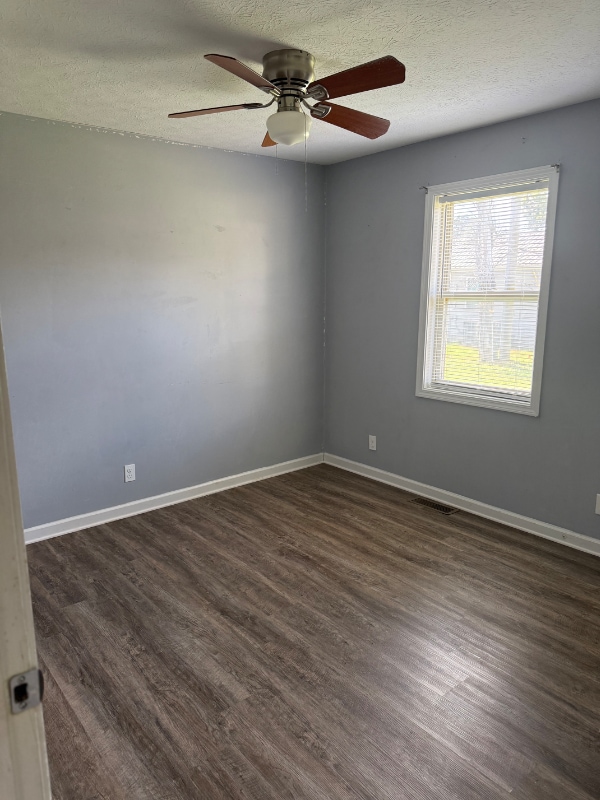 Building Photo - 105 Combs Blvd