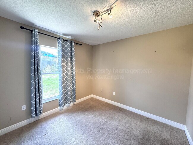 Building Photo - 820 Briargrove Ave