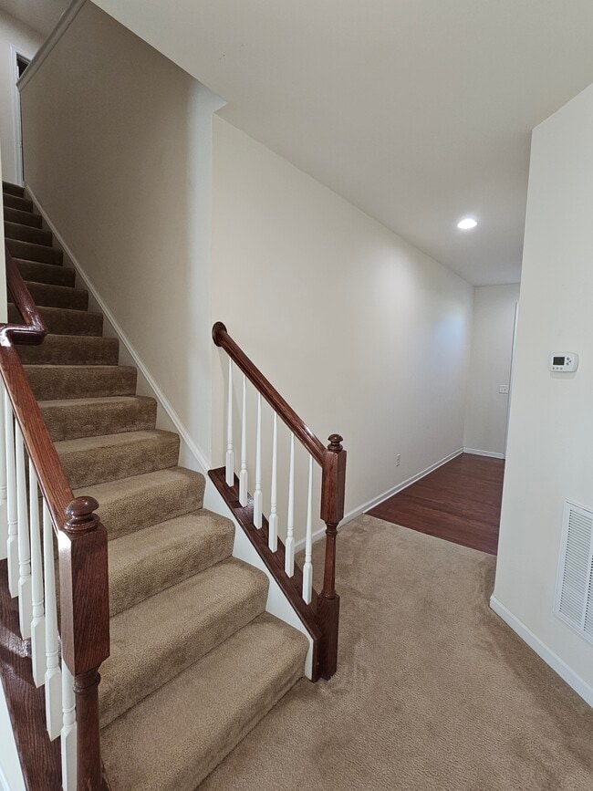 Building Photo - 308 Corday Ln