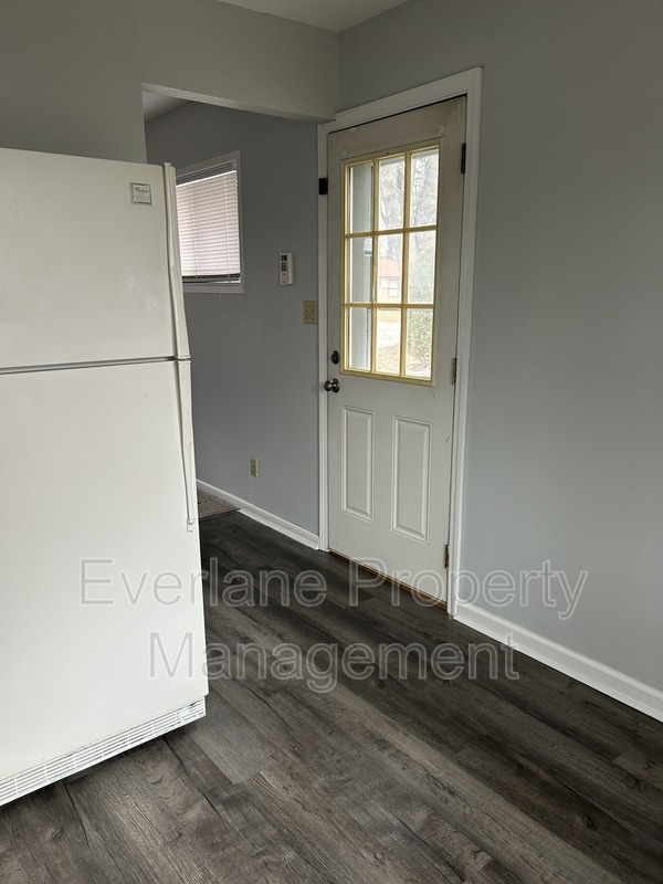 Building Photo - 6713 E 52nd St.