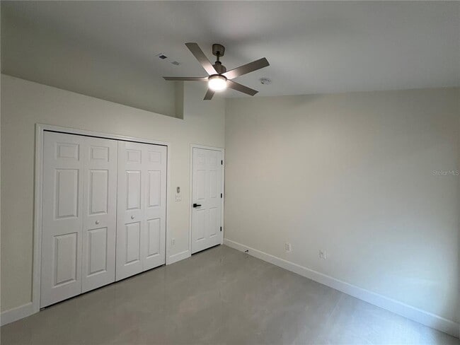 Building Photo - 11215 Crystal Glen Blvd