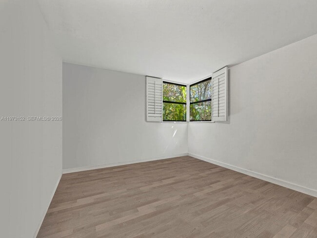 Building Photo - 55 Ocean Ln Dr