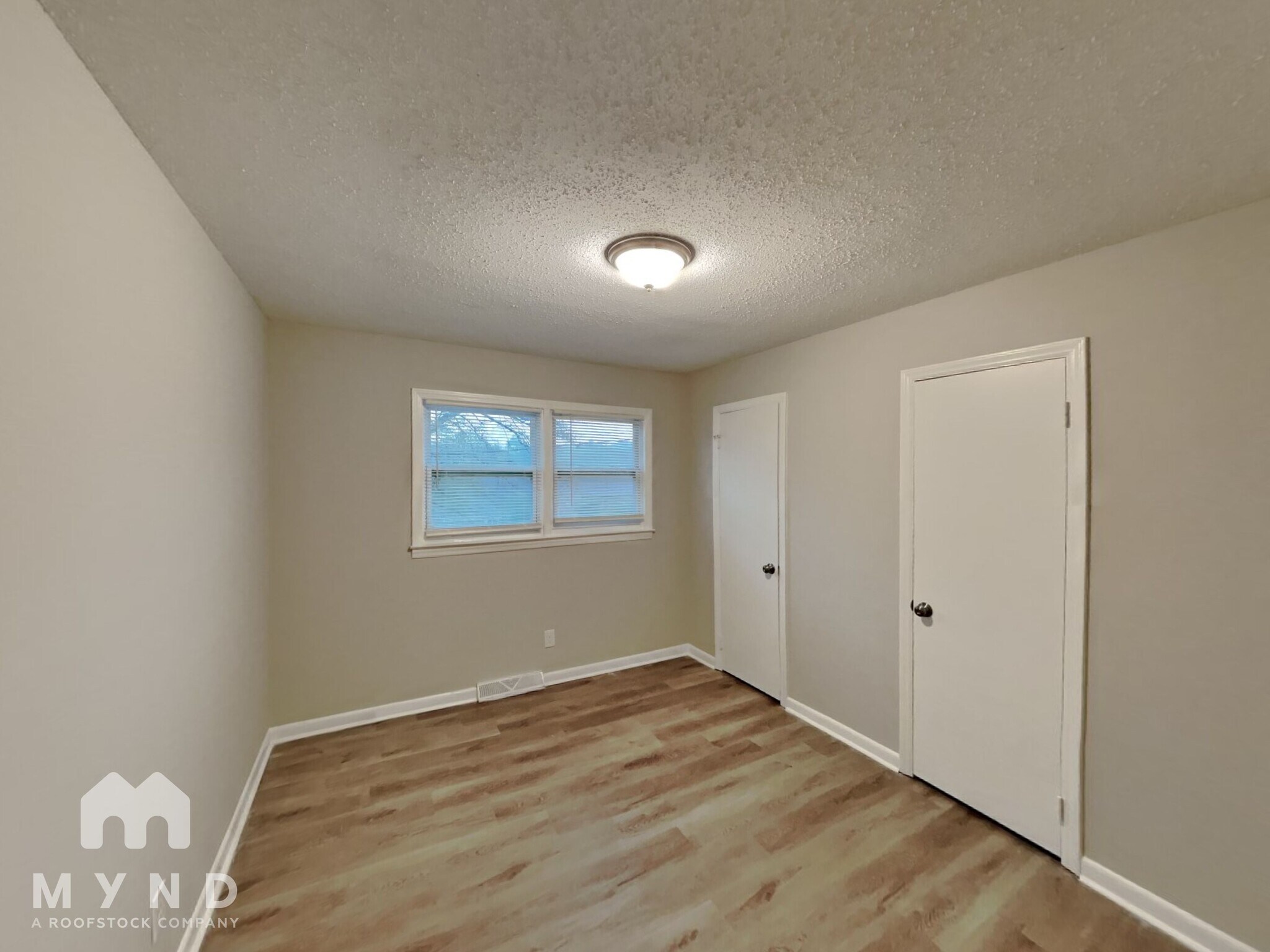 Building Photo - 1835 Mountainbrook Dr