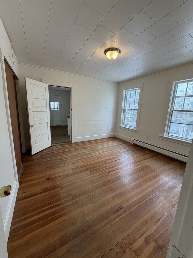 Building Photo - 78-80 Central Street LLC