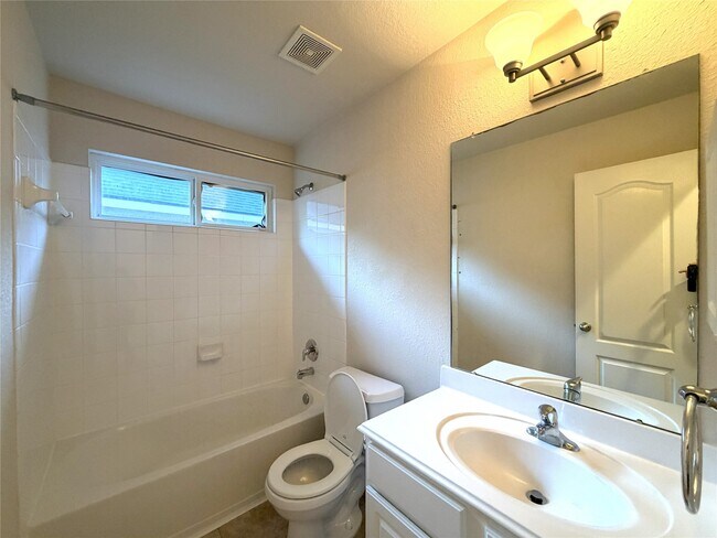 Building Photo - 21411 Venture Park Dr