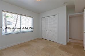 Building Photo - 2880 S Le Jeune Rd