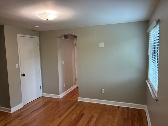 Building Photo - 3677 Beech Dr
