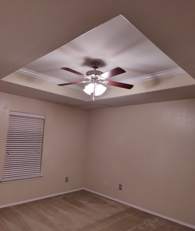 Building Photo - 823 Sugar Brook Dr