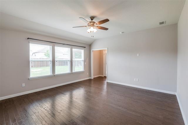 Building Photo - 3617 Roth Dr