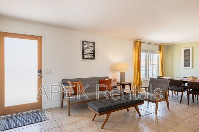 Building Photo - 2415 E Finley Rd