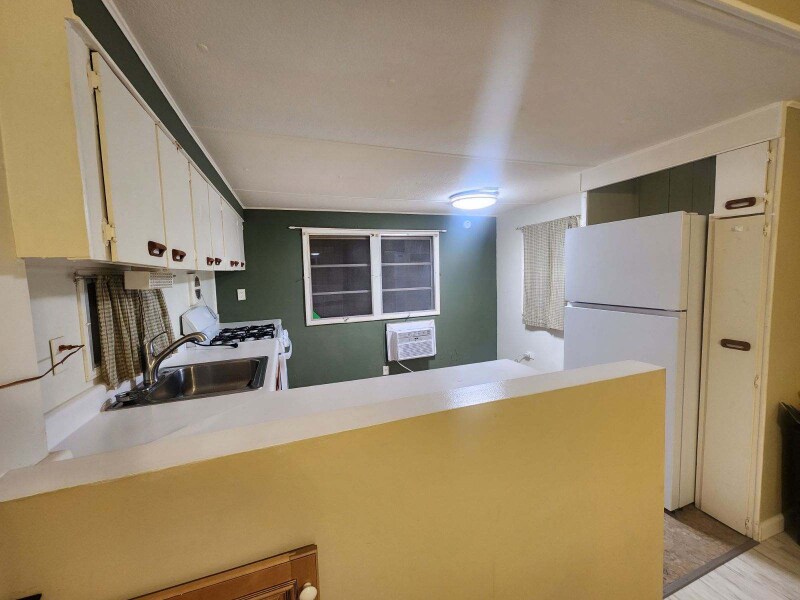 Building Photo - 38748 Calumet Ave