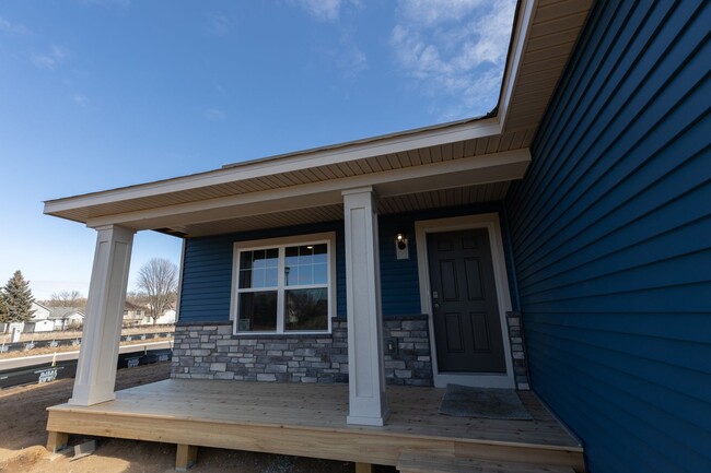 Building Photo - Brand-New 5-Bedroom 3170 sq ft Home in Cot...