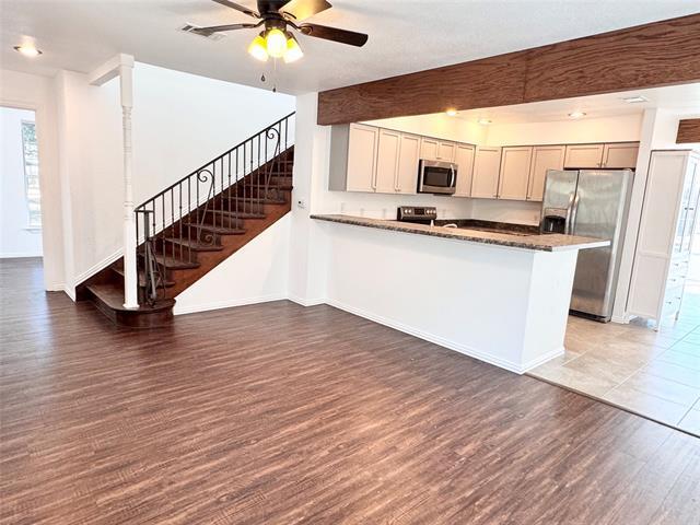 Building Photo - 921 Bradleys Bend