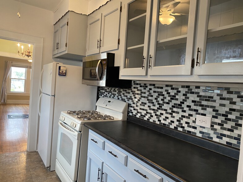 Building Photo - 600 Franklin St