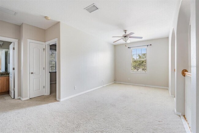 Building Photo - 6008 Fishhawk Crossing Blvd