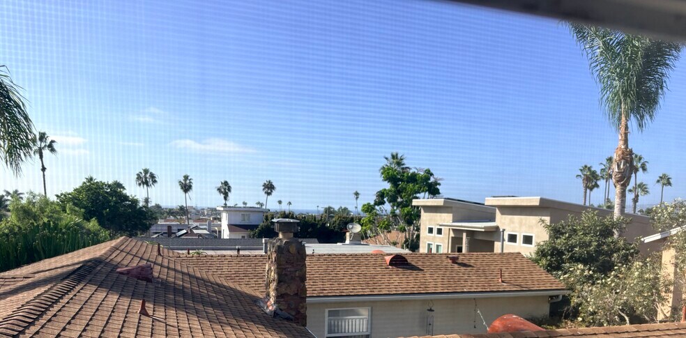 Kitchen View - 4720 Del Monte Ave