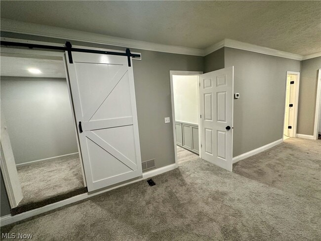 Building Photo - 5636 Hopkins Rd