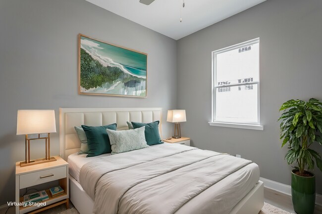 Building Photo - Modern 4 Bedroom Home in Southside