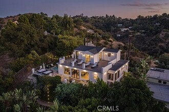 Building Photo - 3642 Alta Mesa Dr