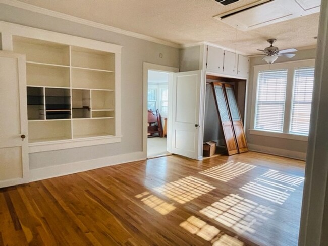 Building Photo - 2 bed, 2 bath in Midtown Memphis near Rhod...