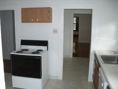 Building Photo - 281 Lowell Ave