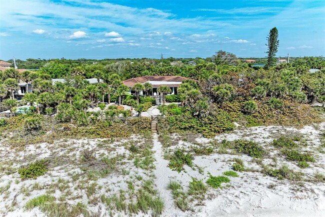 Building Photo - 8320 Manasota Key Rd