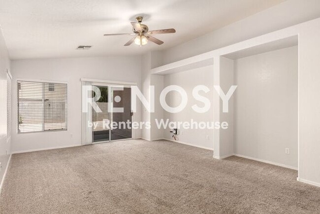Building Photo - Ideal 3 Br 2 Ba 2 Cg Home Near Loop 303 & Greenway in Surprise!