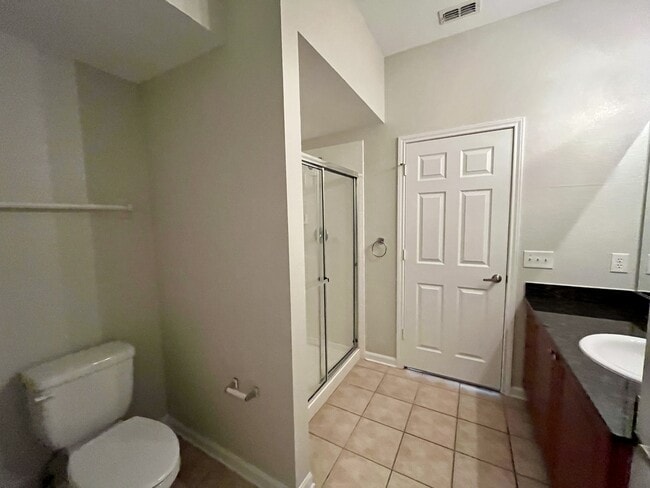 Building Photo - 8202 Downpatrick Ct
