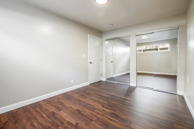 Building Photo - Orchard Hill