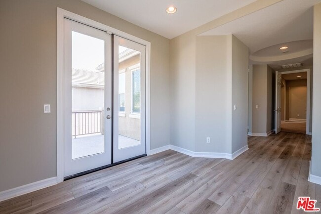 Building Photo - 22430 Leisure Dr