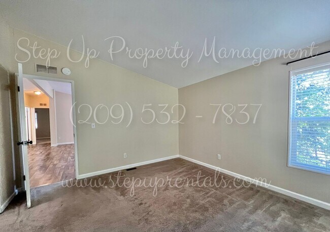 Building Photo - 23495 Kreitzer Way
