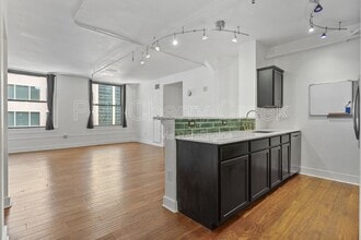 Building Photo - 444 17th St