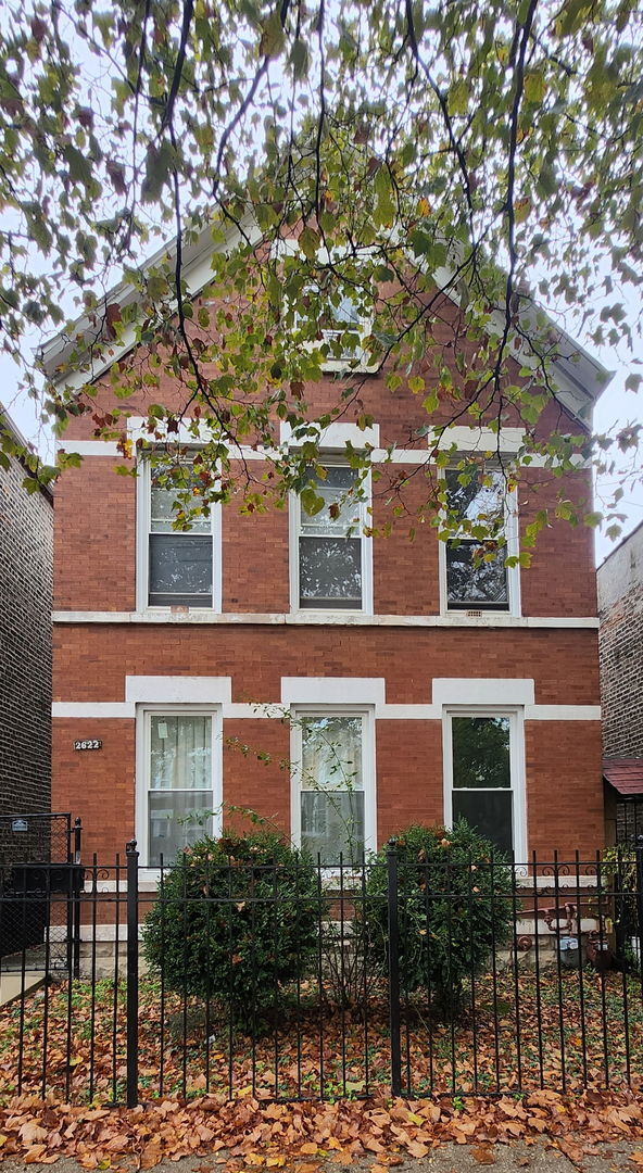 Primary Photo - 2622 S St Louis Ave