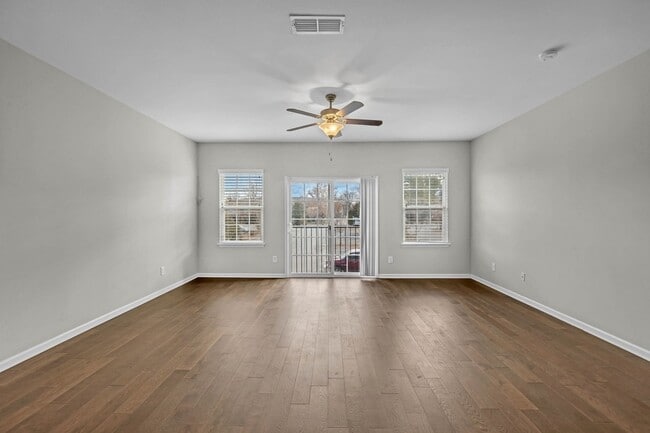 Building Photo - 2114 Middle Tennessee Blvd