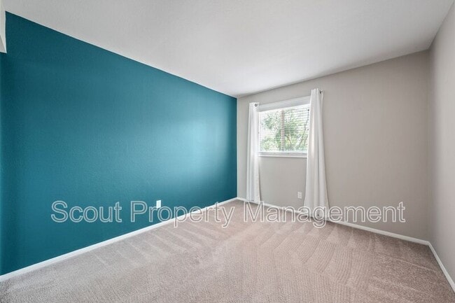 Building Photo - 24576 Jacarte Dr