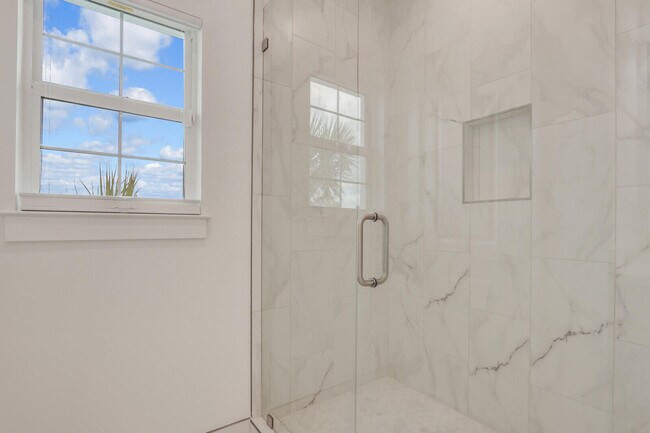 Building Photo - 120 Water Pointe Pl