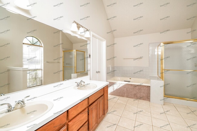 Building Photo - 13761 S Nyssa Ct