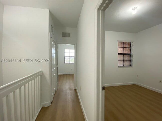 Building Photo - 3538 W 88th St